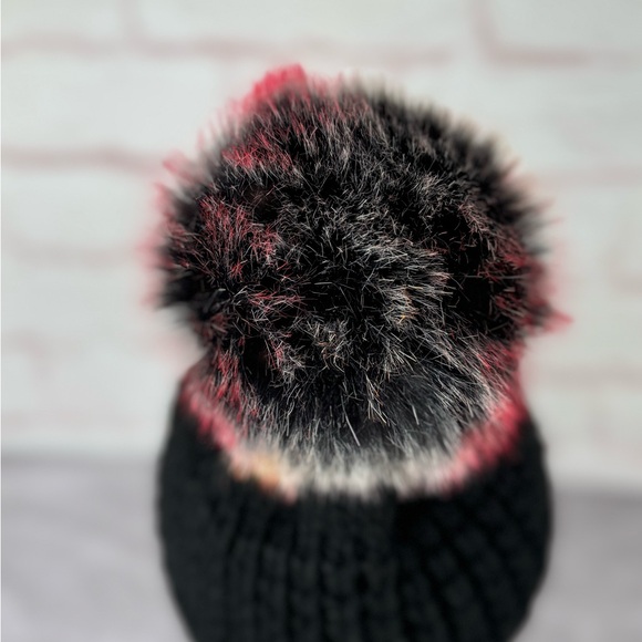 Kyi Kyi Canada Pouf Pom Pom Hat NWT - Picture 6 of 11